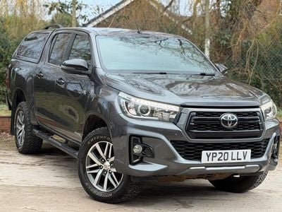Used Toyota HiLux 150 HP (110 kW) 2020 Grey Pickup