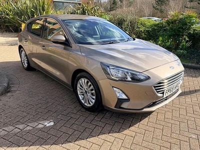Used Ford Focus Titanium 125 HP (91 kW) 2020 Silver Hatchback