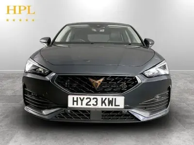 Usado Cupra Leon 150 CV (110 kW) 2023 Gris Utilitario