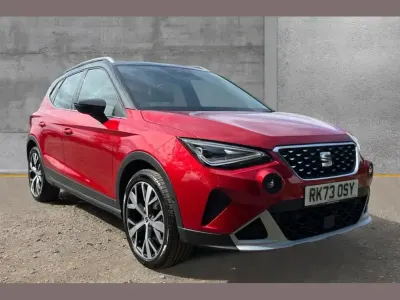 Used Seat Arona Xperience Lux 110 HP (80 kW) 2023 Desire red/midnight black SUV