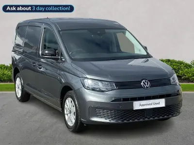 Usado VW Caddy Pro 102 HP (75 kW) 2025 Cinzento Monovolume