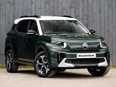 New Citroën C3 Aircross 100 HP (73 kW) 2026 Metallic  montana green with polar white roof SUV