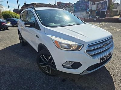 Used Ford Kuga Zetec 150 HP (110 kW) 2017 White SUV