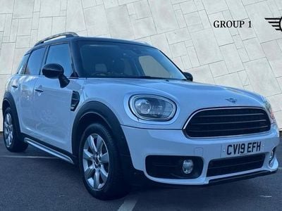 White Used 2019 Mini Cooper Countryman Classic SUV | £19,350 (Fair price)