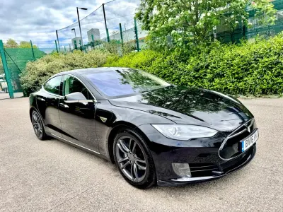 Używany Tesla Model S 314 kW (428 KM) 2016 Czarny Hatchback