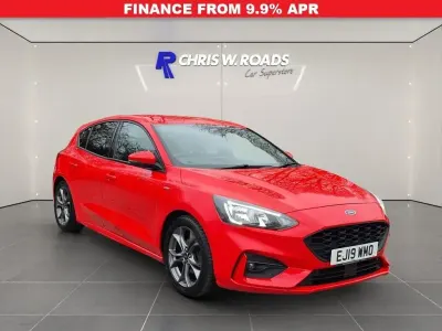 Begagnad Ford Focus ST-Line 150 HK (110 kW) 2019 Röd Halvkombi
