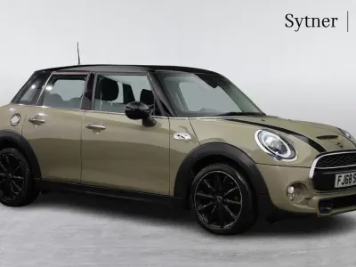 Gebraucht Mini Cooper S Hatch 189 PS (139 kW) 2018 Grau Kleinwagen