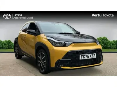 Usado Toyota Aygo X Sport 116 CV (85 kW) 2025 Amarillo SUV