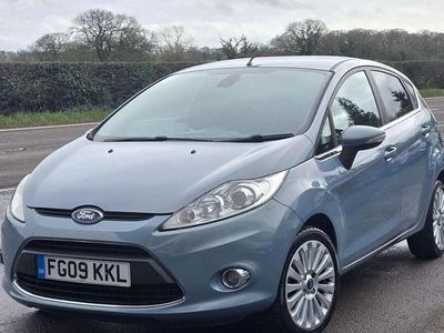 Used Ford Fiesta Titanium 2009 Blue Hatchback
