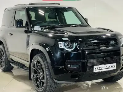 Usado Land Rover Defender SE Dynamic 249 CV (183 kW) 2025 SUV