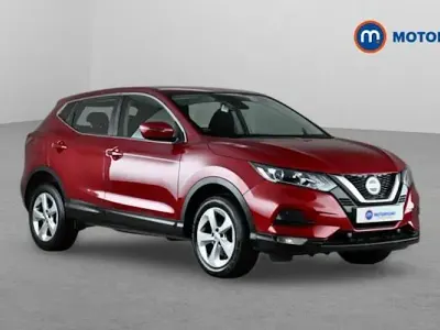 Używany Nissan Qashqai Acenta Premium 160 KM (117 kW) 2020 Czerwony SUV