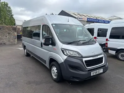 Used Peugeot Boxer 130 HP (95 kW) 2018 Silver Van