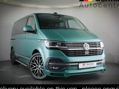 Used VW Caravelle Executive 204 HP (150 kW) 2020 Green Van
