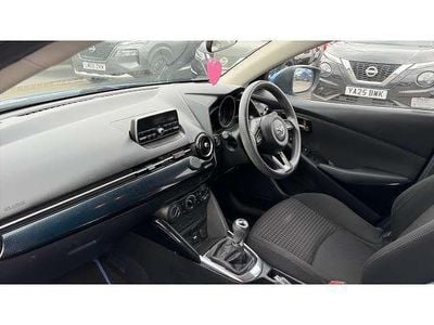 Used Mazda 2 73 HP (53 kW) 2018 Blue Hatchback