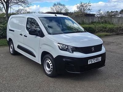 Used Peugeot Partner Premium 131 HP (96 kW) 2023 White MPV