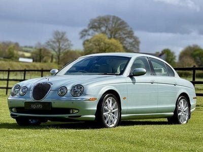 Usado Jaguar S-Type SE 238 HP (175 kW) 2002 Prateado Sedan