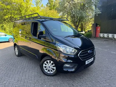 Used Ford Transit Custom Limited 170 HP (125 kW) 2021 Black Van