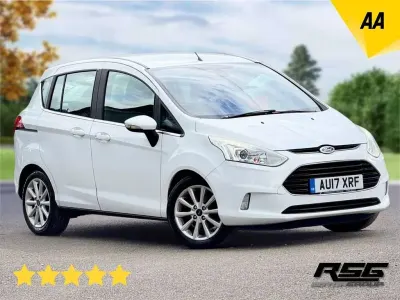 Usado Ford B-MAX Titanium 105 HP (77 kW) 2017 Branco Monovolume