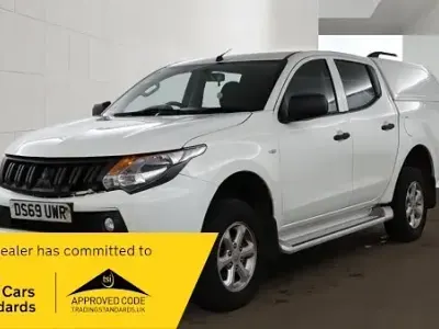 Used Mitsubishi L200 181 HP (133 kW) 2019 White Pickup