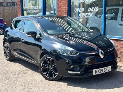 Used Renault Clio Iconic 110 HP (80 kW) 2019 Black Hatchback
