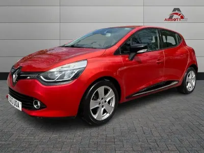 Used Renault Clio IV Dynamique 75 HP (55 kW) 2013 Red Hatchback