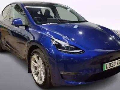 Used Tesla Model Y Long Range AWD 286 kW (389 HP) 2025 SUV