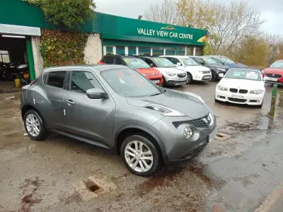 Begagnad Nissan Juke N-Connecta 110 HK (80 kW) 2016 Grå SUV
