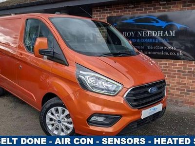 Used Ford Transit Custom Limited 130 HP (95 kW) 2020 Orange Van