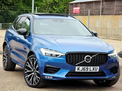 Usado Volvo XC60 R-Design Pro 2020 Azul SUV