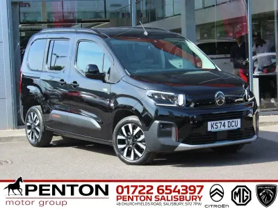 Used Citroën Berlingo 130 HP (95 kW) 2024 Black MPV