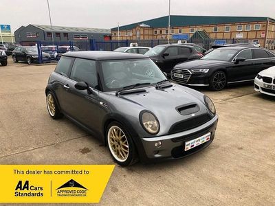 Używany Mini Cooper S Hatch 2004 Szary Hatchback