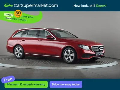 Gebraucht Mercedes E220 SE 2017 Rot Kombi