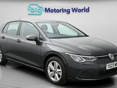 Second-hand VW Golf VIII S 116 CP (85 kW) 2023 Gri Hatchback