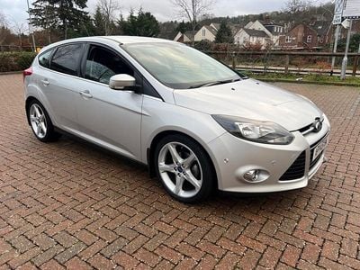 Used Ford Focus Titanium 115 HP (84 kW) 2014 Silver Hatchback