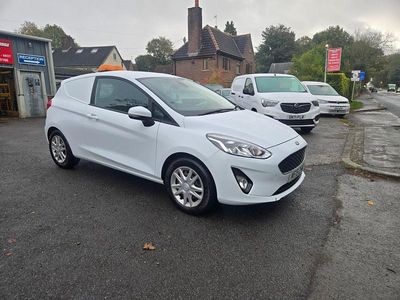 White Used 2019 Ford Fiesta Hatchback | £5,295 (Fair price)