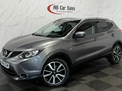 Used Nissan Qashqai Tekna 110 HP (80 kW) 2016 Grey SUV