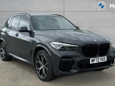 Usado BMW X5 M Sport 335 HP (246 kW) 2022 Cinzento SUV