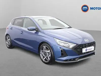 Used Hyundai i20 Premium 101 HP (74 kW) 2025 Blue Hatchback