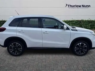 Usado Suzuki Vitara SZ5 116 HP (85 kW) 2022 Branco SUV