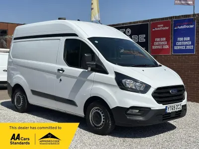 Used Ford Transit Custom S 105 HP (77 kW) 2020 White Van