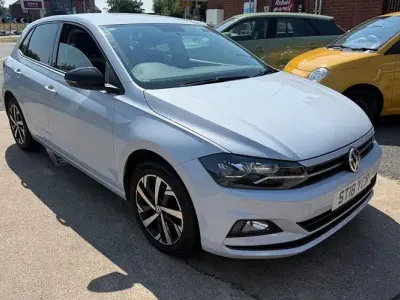 Used VW Polo Beats 65 HP (47 kW) 2018 Silver Hatchback