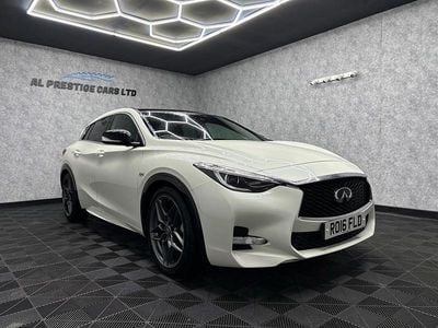 Used Infiniti Q30 Sport Tech 2016 White Hatchback