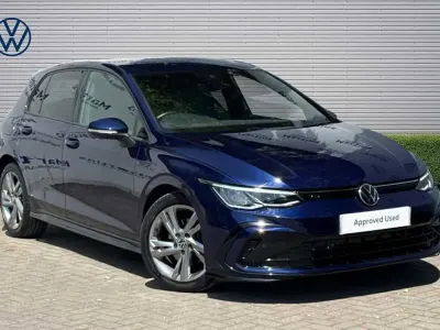 Used VW Golf VIII R-line 147 HP (108 kW) 2021 Blue Hatchback
