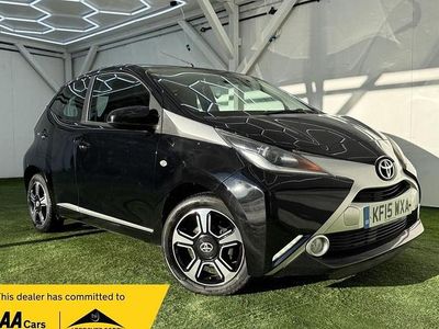 Black Used 2015 Toyota Aygo X-clusiv Hatchback | £3,595 (Fair price)