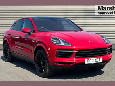 Used Porsche Cayenne E-Hybrid 456 HP (335 kW) 2021 Red SUV