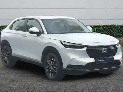 Used Honda HR-V Elegance 131 HP (96 kW) 2023 White SUV