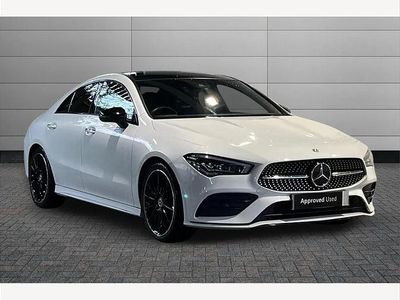 Begagnad Mercedes CLA200 AMG Line Premium Plus 161 HK (118 kW) 2023 Vit Sportkupé