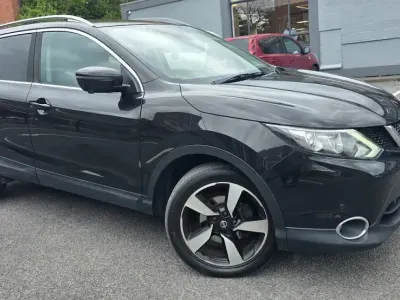 Used Nissan Qashqai N-Connecta 130 HP (95 kW) 2017 Black SUV