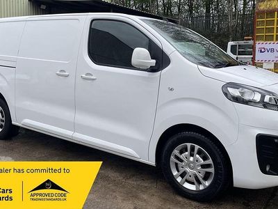 Used Vauxhall Vivaro Sportive 100 HP (73 kW) 2019 White MPV