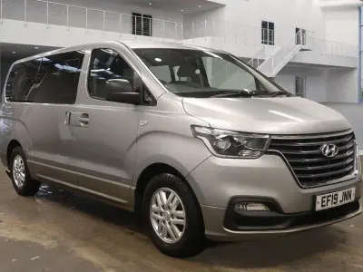 Usado Hyundai I800